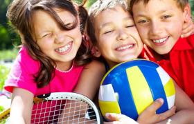 Bambini, sempre più diffusi gli infortuni da sport